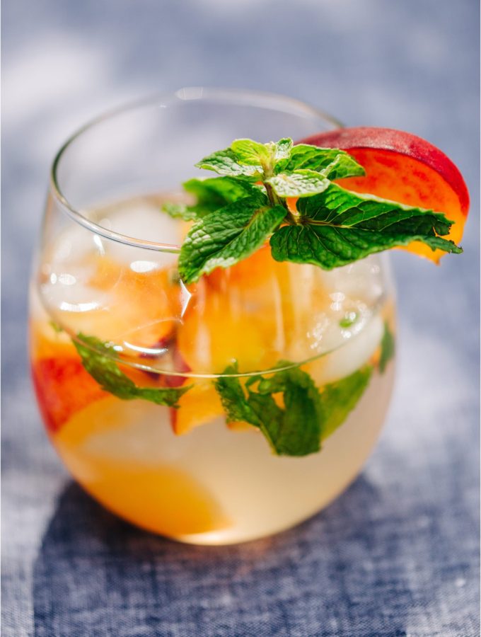 Pineapple-Peach Mojito Mocktails